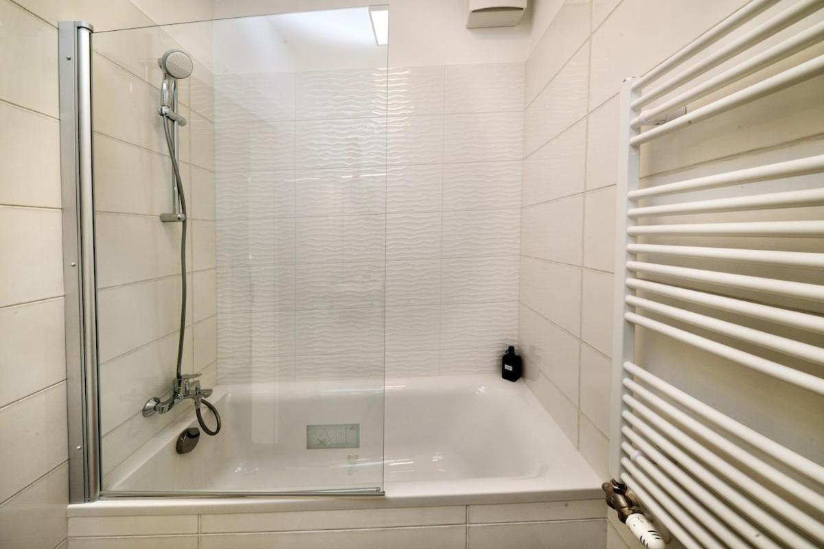 Apartamento Orangehomes Sunny & Modern 2br Penthouse With Ac & Terrace *